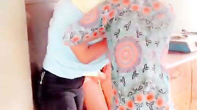 Breasts pop out as girls fight 2 vs 1 in public over a rich sugar daddy – Part 2 - 1 image