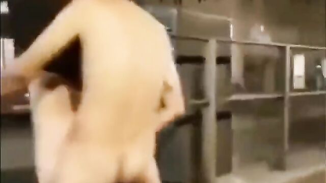 Two crazy guys caught doing sex by the roadside in public - 1 image