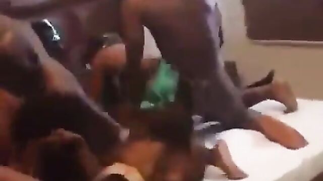 Private University Students Sex Party And Homemade Sex Video Leak - 5 image