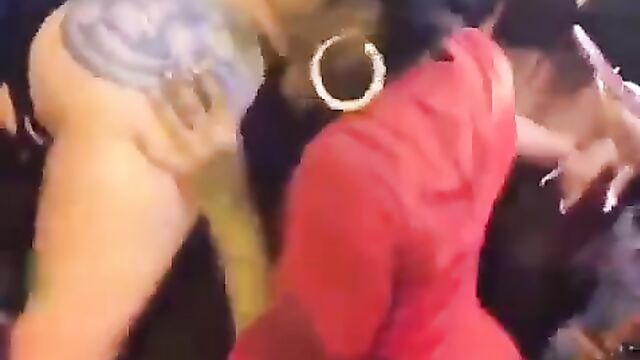 Eating pussy and ass of a gorgeous slut at a public party - 1 image