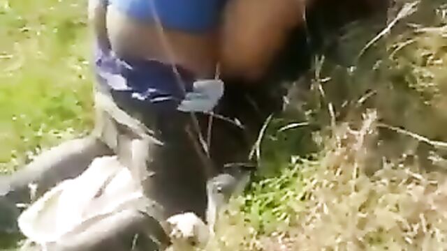 College student bonking his GF in the bush while his classmate watches - 2 image