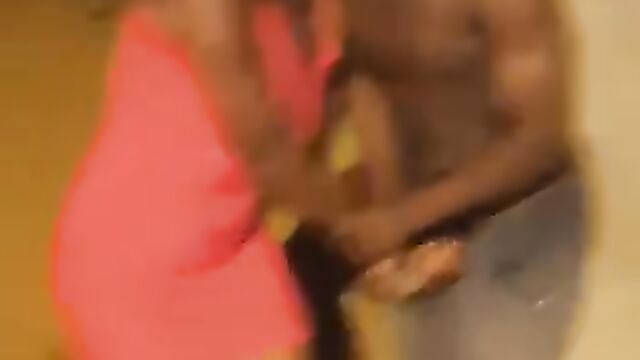 African whore holds man’s dick for not paying after sex - 4 image