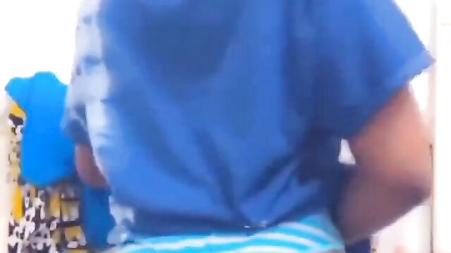SHS Student With Big Ass Teasing Teachers With Her Panties - 4 image