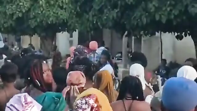 Big breasts pop out in public during African cultural event - 5 image